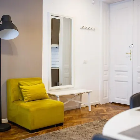 Eat It Cozy Downtown Apartments Oradea Exterior photo